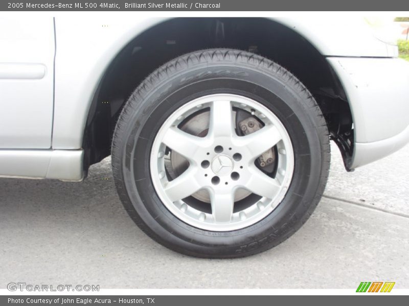 Brilliant Silver Metallic / Charcoal 2005 Mercedes-Benz ML 500 4Matic