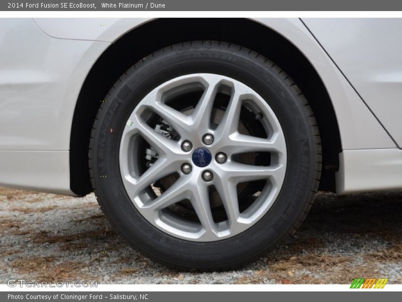 White Platinum / Dune 2014 Ford Fusion SE EcoBoost