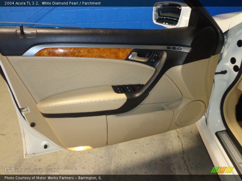 White Diamond Pearl / Parchment 2004 Acura TL 3.2
