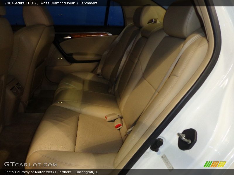 White Diamond Pearl / Parchment 2004 Acura TL 3.2