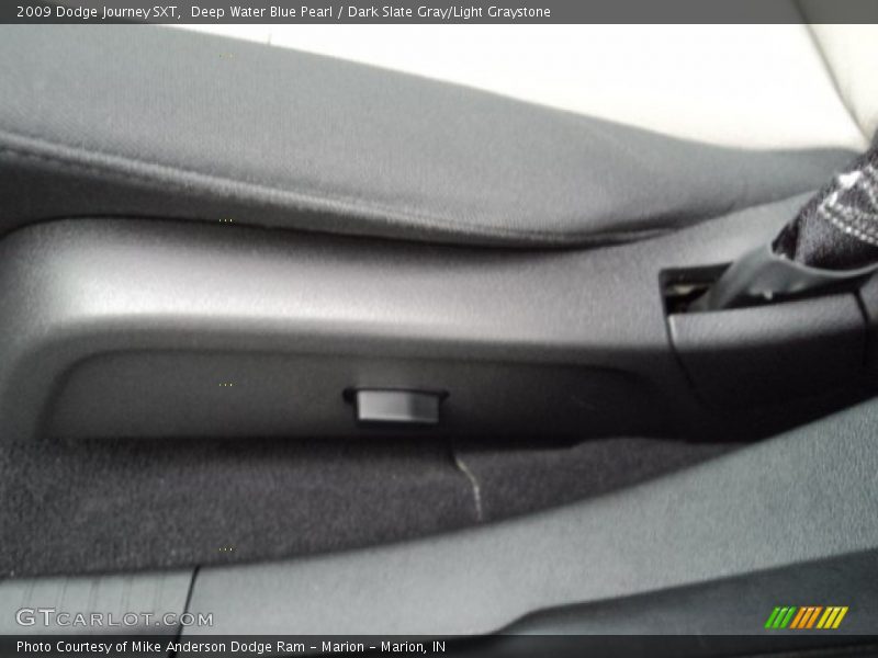 Deep Water Blue Pearl / Dark Slate Gray/Light Graystone 2009 Dodge Journey SXT