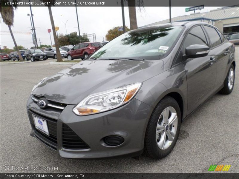 Sterling Gray / Charcoal Black 2014 Ford Focus SE Sedan