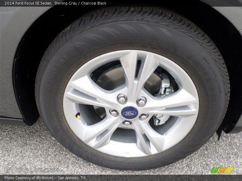 Sterling Gray / Charcoal Black 2014 Ford Focus SE Sedan