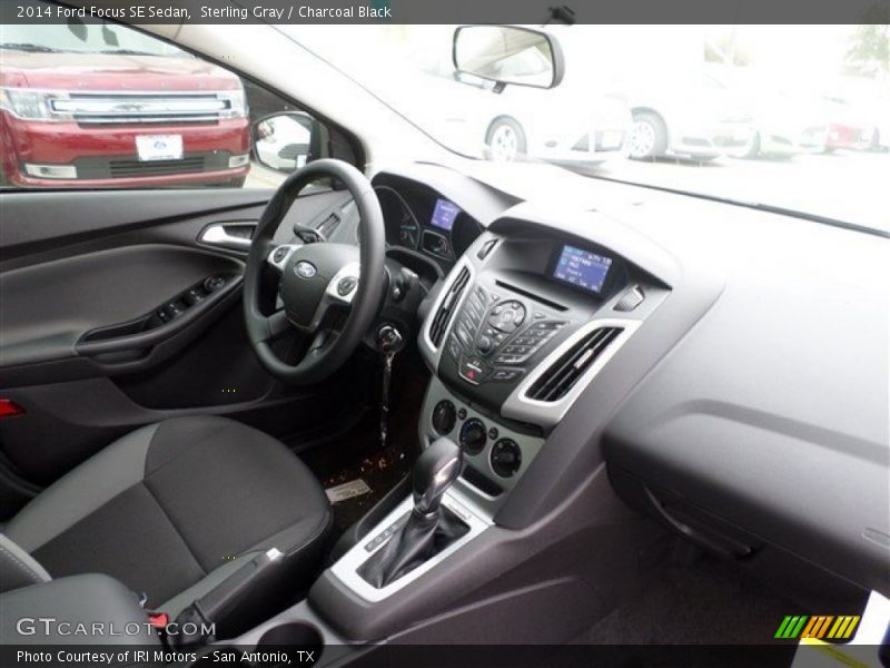 Sterling Gray / Charcoal Black 2014 Ford Focus SE Sedan