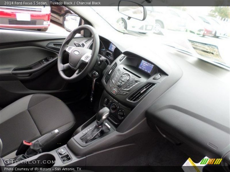 Tuxedo Black / Charcoal Black 2014 Ford Focus S Sedan