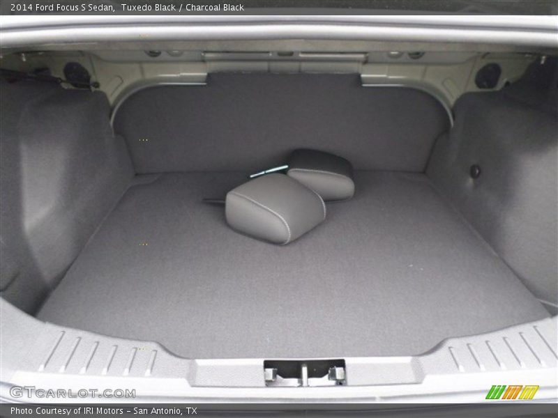 Tuxedo Black / Charcoal Black 2014 Ford Focus S Sedan