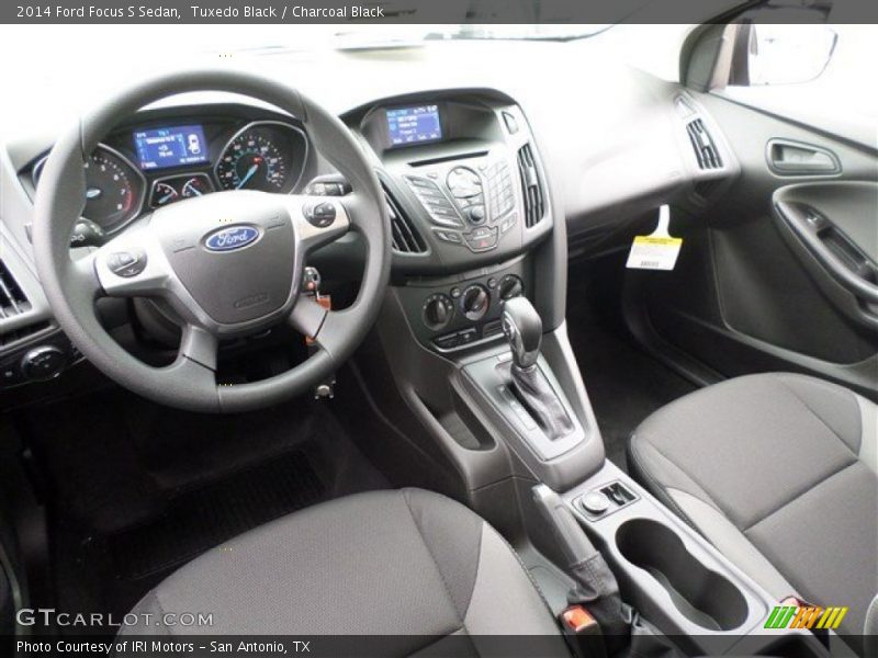 Tuxedo Black / Charcoal Black 2014 Ford Focus S Sedan