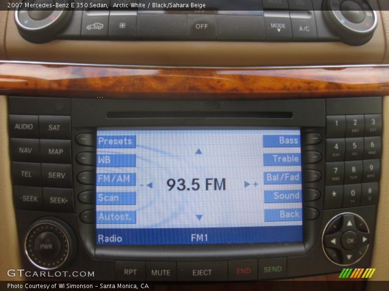 Arctic White / Black/Sahara Beige 2007 Mercedes-Benz E 350 Sedan