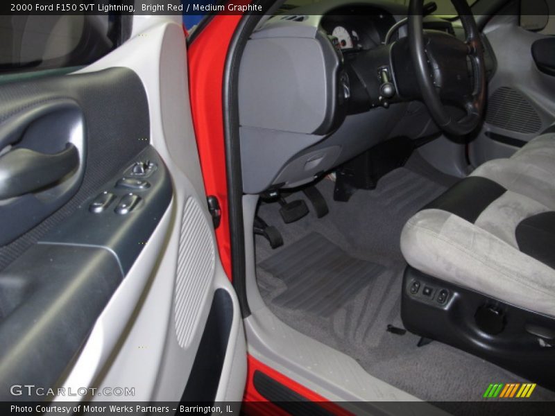 Bright Red / Medium Graphite 2000 Ford F150 SVT Lightning