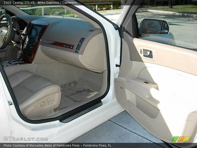 White Diamond / Cashmere 2006 Cadillac STS V8