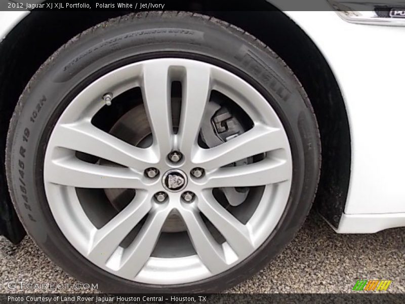 Polaris White / Jet/Ivory 2012 Jaguar XJ XJL Portfolio