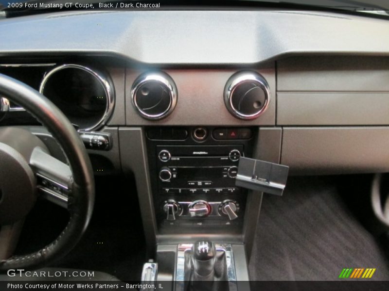 Black / Dark Charcoal 2009 Ford Mustang GT Coupe