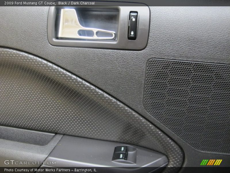 Black / Dark Charcoal 2009 Ford Mustang GT Coupe