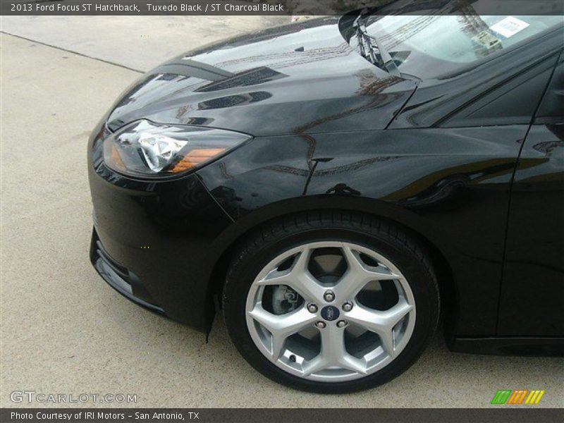 Tuxedo Black / ST Charcoal Black 2013 Ford Focus ST Hatchback