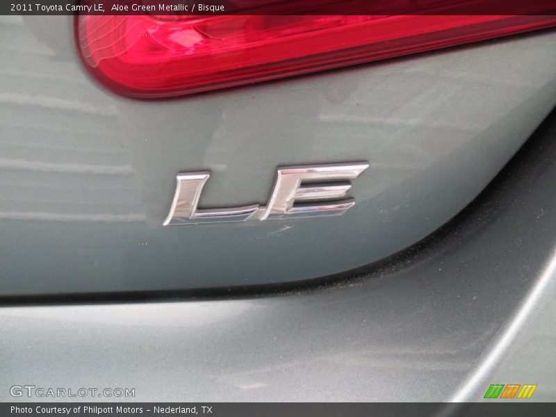 Aloe Green Metallic / Bisque 2011 Toyota Camry LE