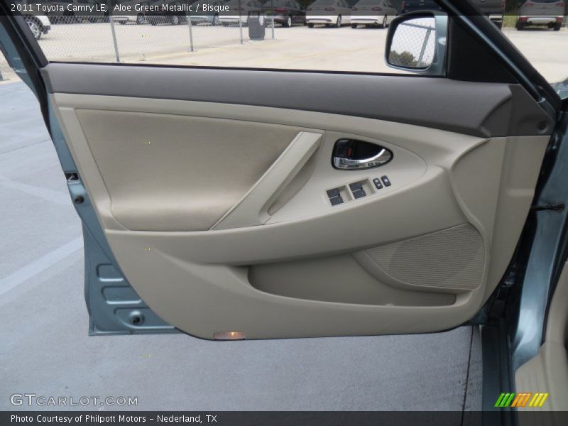 Aloe Green Metallic / Bisque 2011 Toyota Camry LE
