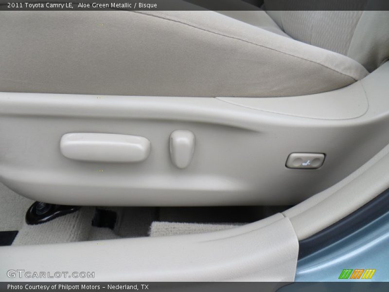 Aloe Green Metallic / Bisque 2011 Toyota Camry LE