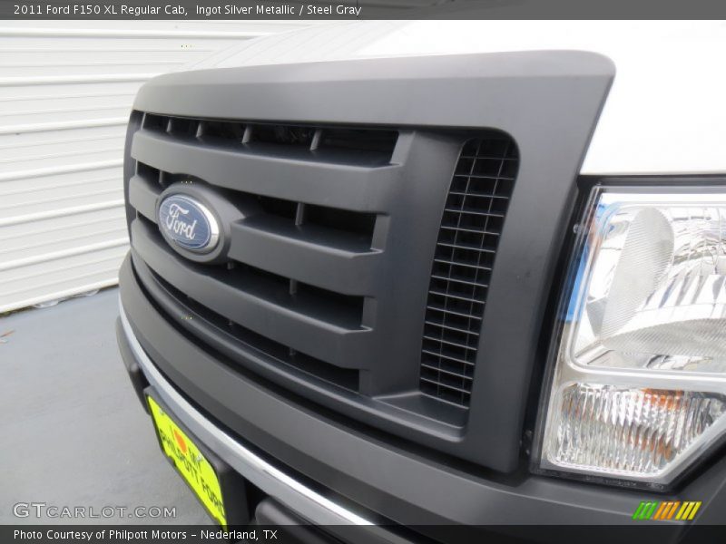 Ingot Silver Metallic / Steel Gray 2011 Ford F150 XL Regular Cab