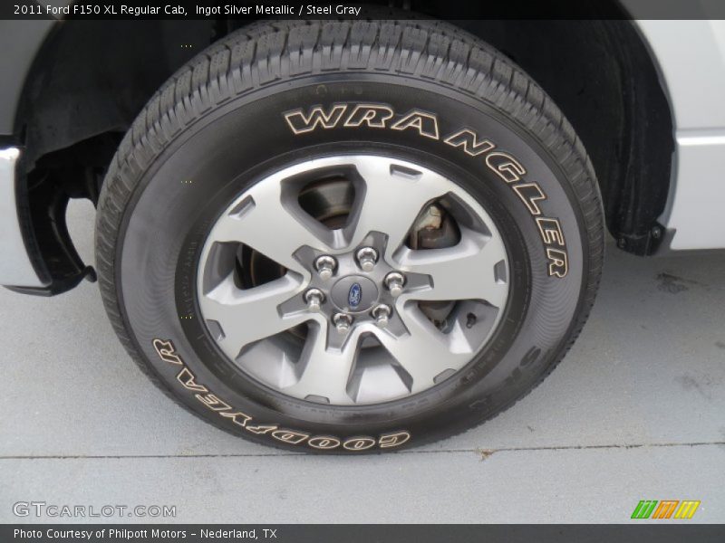 Ingot Silver Metallic / Steel Gray 2011 Ford F150 XL Regular Cab