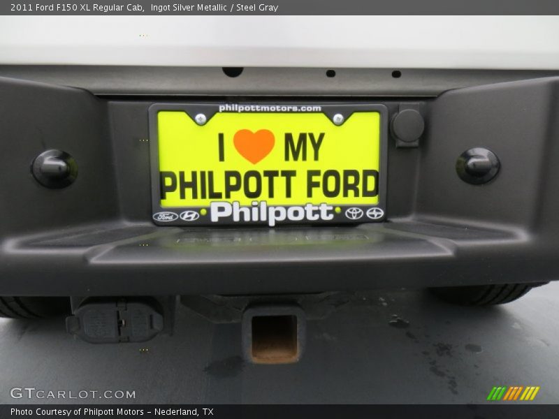 Ingot Silver Metallic / Steel Gray 2011 Ford F150 XL Regular Cab