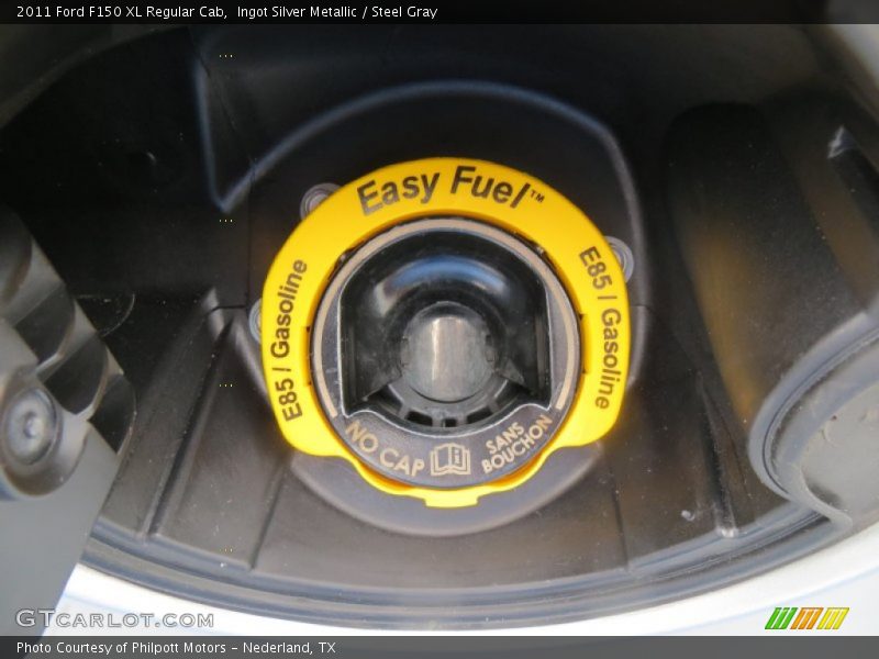Ingot Silver Metallic / Steel Gray 2011 Ford F150 XL Regular Cab
