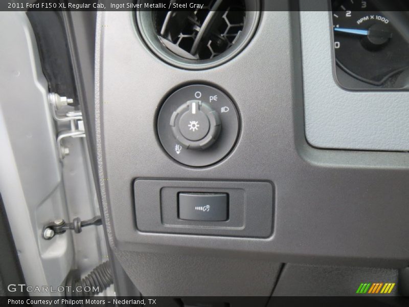 Ingot Silver Metallic / Steel Gray 2011 Ford F150 XL Regular Cab