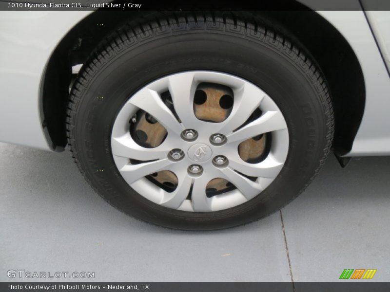 Liquid Silver / Gray 2010 Hyundai Elantra GLS