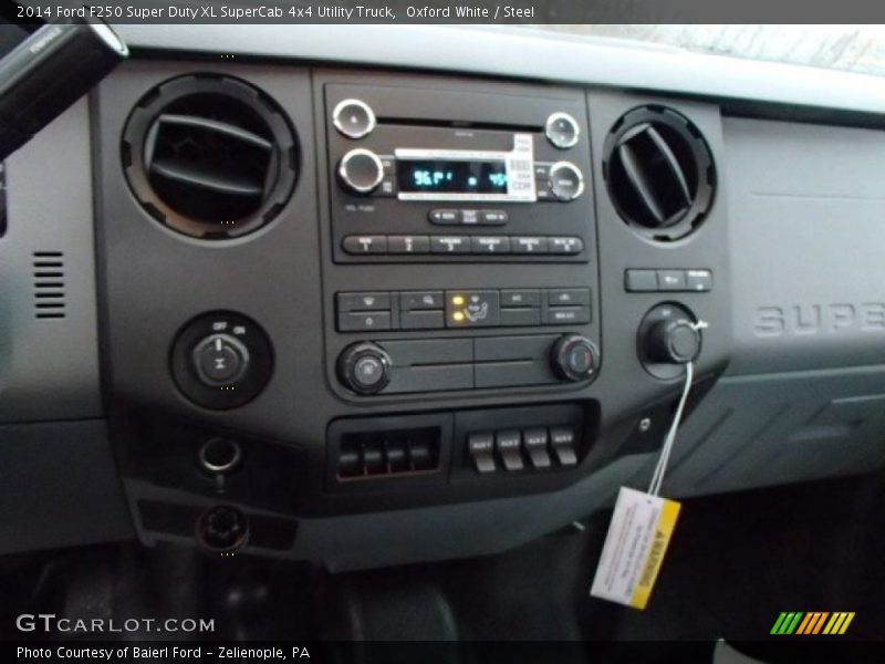 Oxford White / Steel 2014 Ford F250 Super Duty XL SuperCab 4x4 Utility Truck