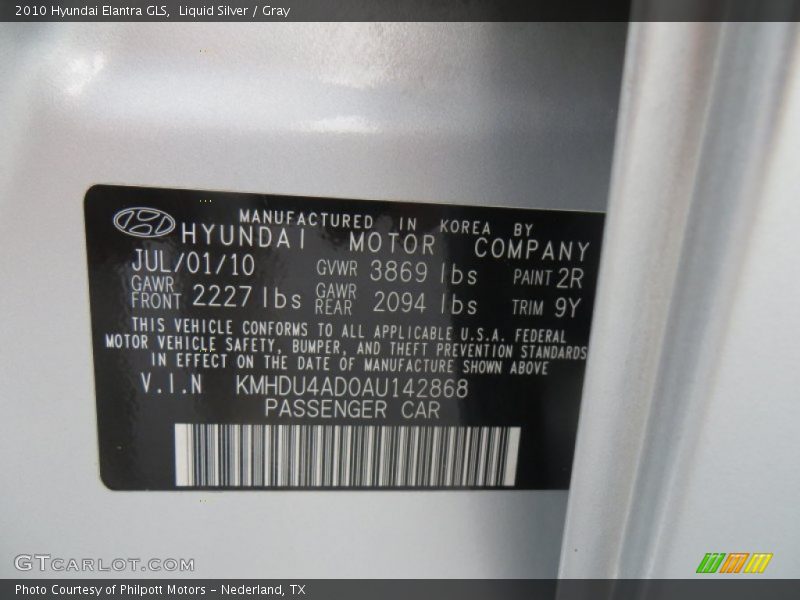 Liquid Silver / Gray 2010 Hyundai Elantra GLS
