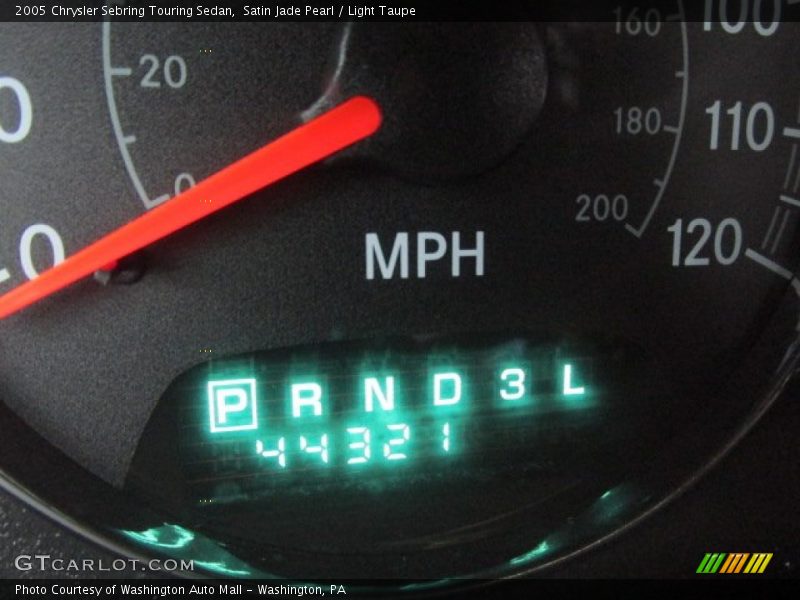 Satin Jade Pearl / Light Taupe 2005 Chrysler Sebring Touring Sedan