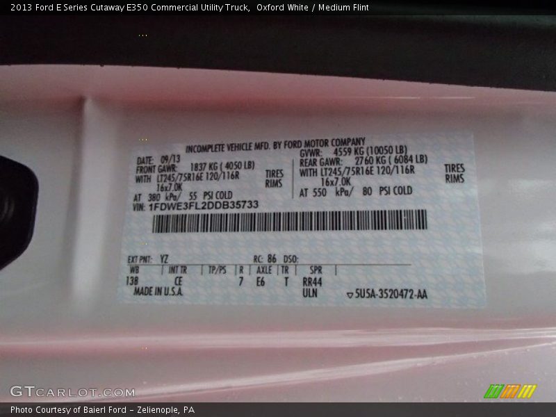 Oxford White / Medium Flint 2013 Ford E Series Cutaway E350 Commercial Utility Truck