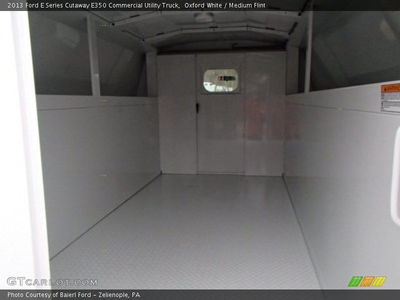 Oxford White / Medium Flint 2013 Ford E Series Cutaway E350 Commercial Utility Truck