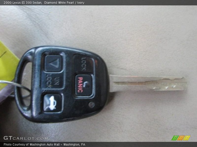 Diamond White Pearl / Ivory 2000 Lexus ES 300 Sedan