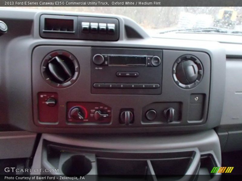 Oxford White / Medium Flint 2013 Ford E Series Cutaway E350 Commercial Utility Truck