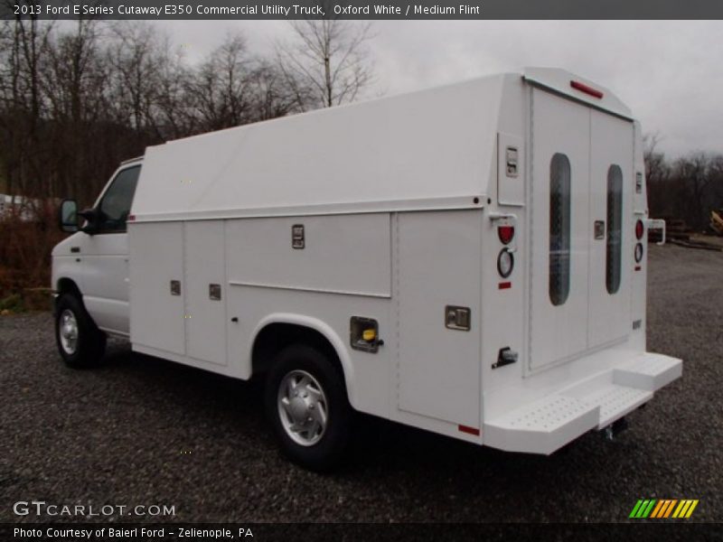 Oxford White / Medium Flint 2013 Ford E Series Cutaway E350 Commercial Utility Truck