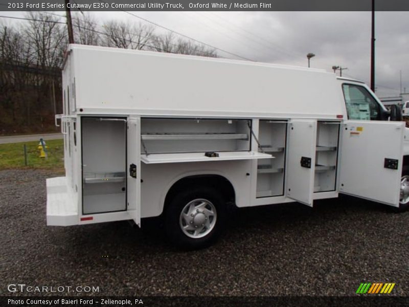 Oxford White / Medium Flint 2013 Ford E Series Cutaway E350 Commercial Utility Truck