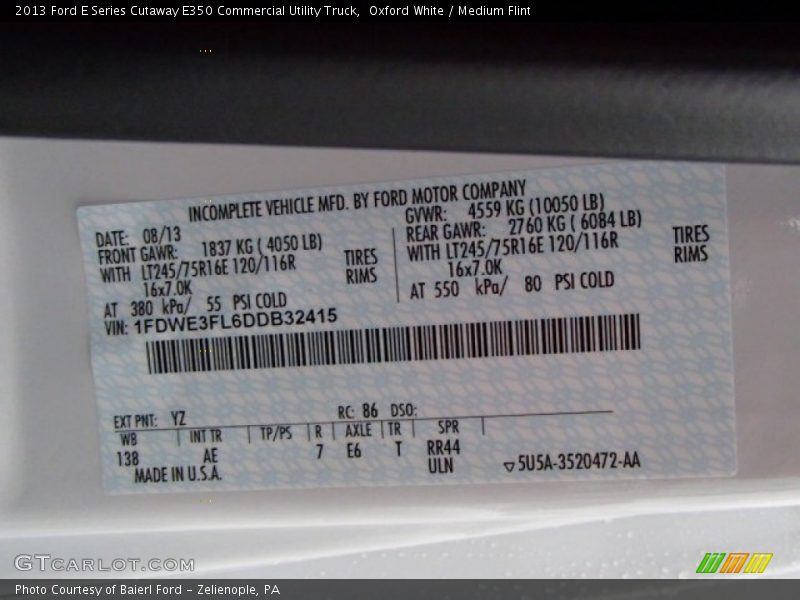 Oxford White / Medium Flint 2013 Ford E Series Cutaway E350 Commercial Utility Truck