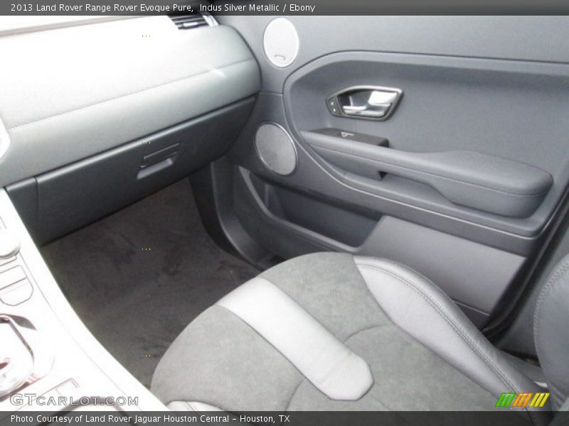 Indus Silver Metallic / Ebony 2013 Land Rover Range Rover Evoque Pure