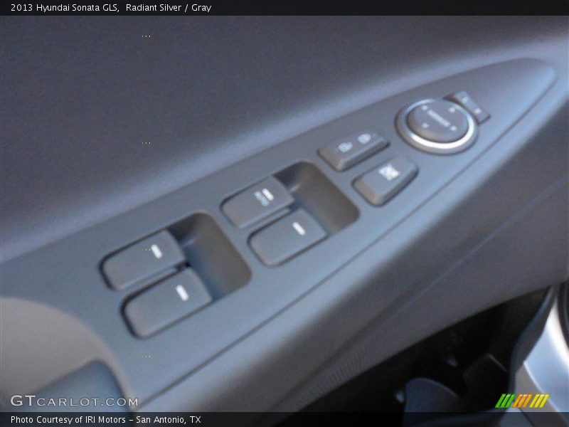 Radiant Silver / Gray 2013 Hyundai Sonata GLS