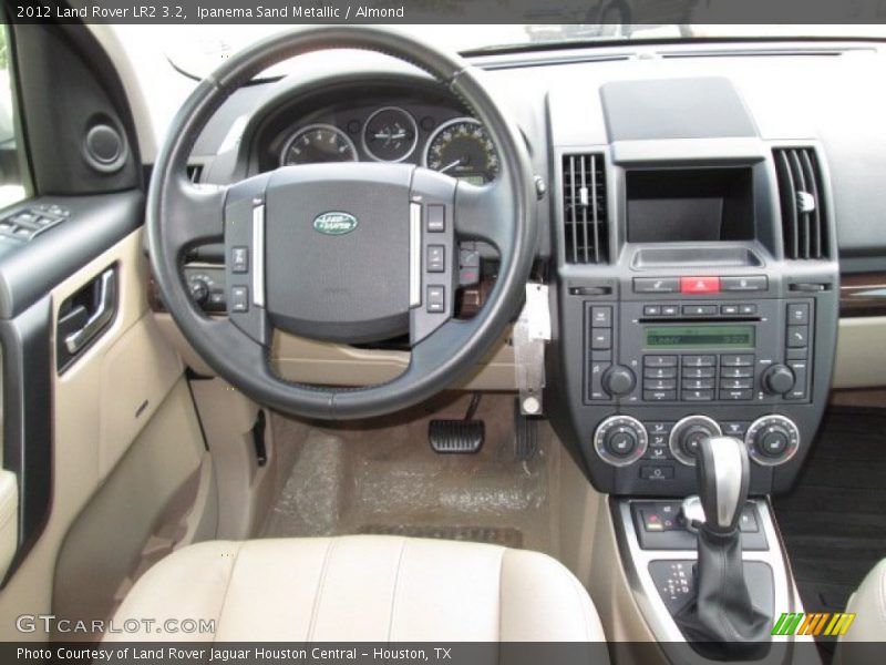 Ipanema Sand Metallic / Almond 2012 Land Rover LR2 3.2