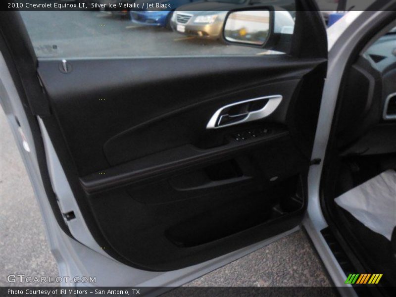 Silver Ice Metallic / Jet Black 2010 Chevrolet Equinox LT