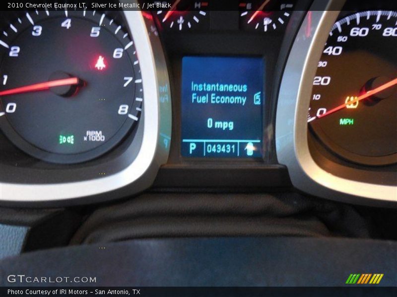 Silver Ice Metallic / Jet Black 2010 Chevrolet Equinox LT