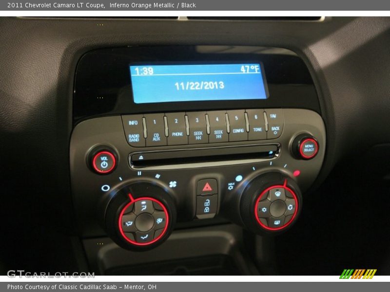 Controls of 2011 Camaro LT Coupe