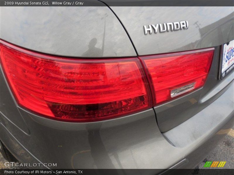 Willow Gray / Gray 2009 Hyundai Sonata GLS