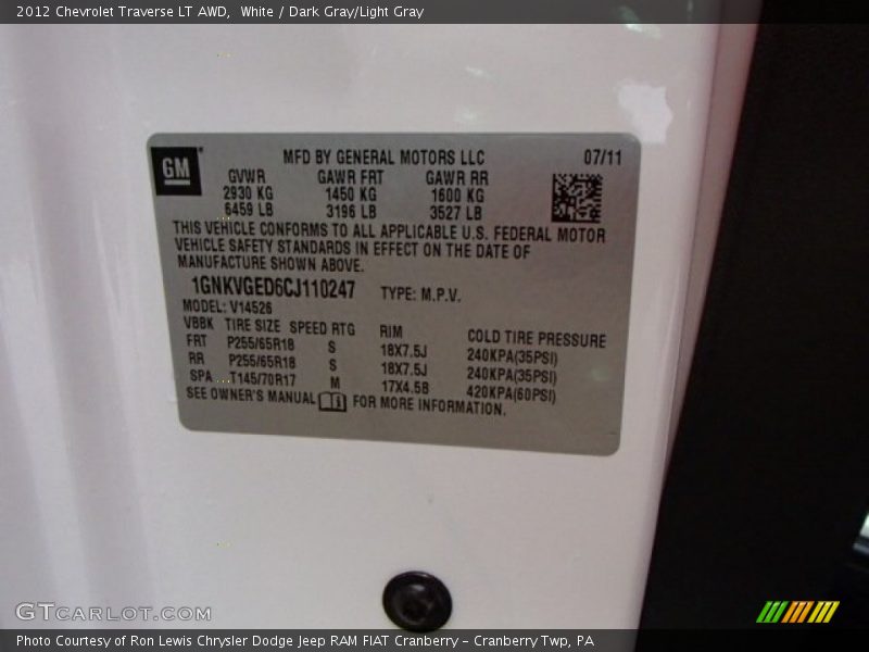 White / Dark Gray/Light Gray 2012 Chevrolet Traverse LT AWD