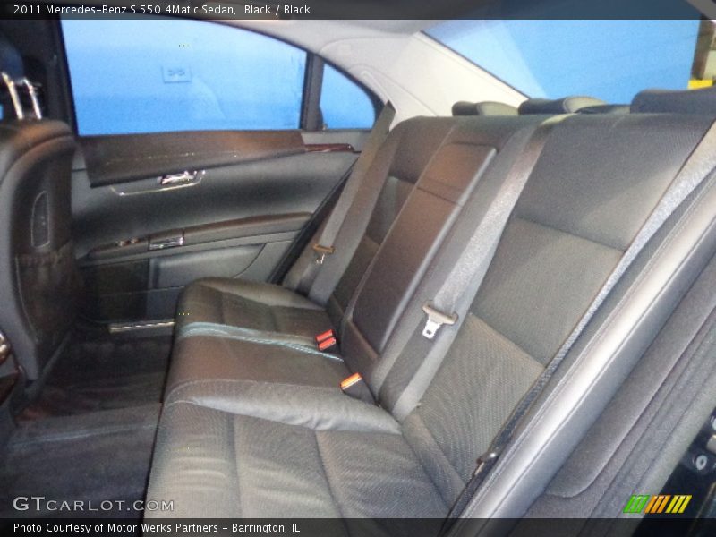 Black / Black 2011 Mercedes-Benz S 550 4Matic Sedan