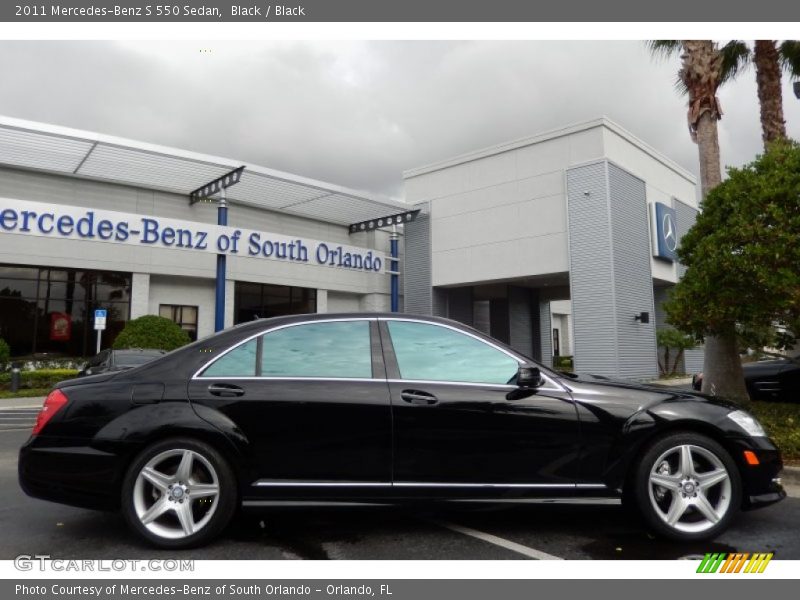 Black / Black 2011 Mercedes-Benz S 550 Sedan