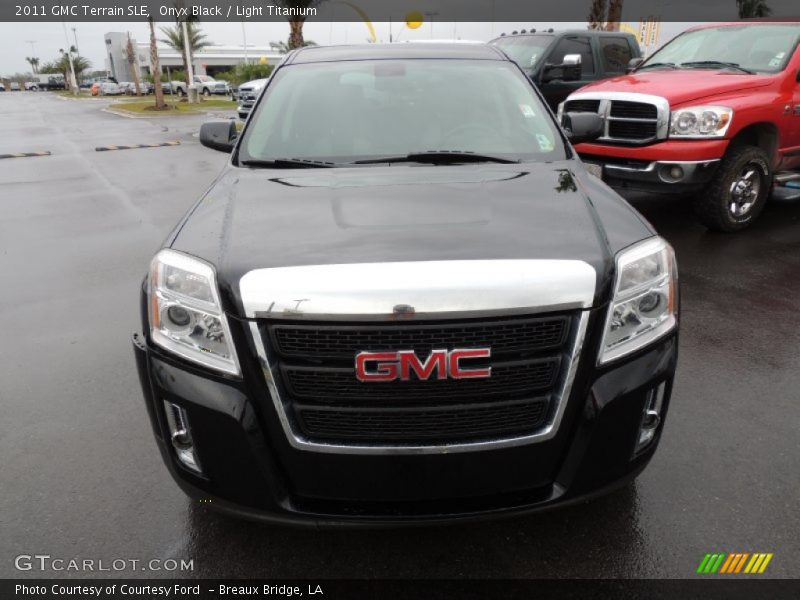 Onyx Black / Light Titanium 2011 GMC Terrain SLE