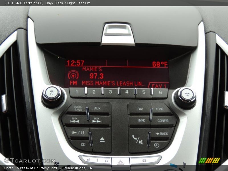 Onyx Black / Light Titanium 2011 GMC Terrain SLE