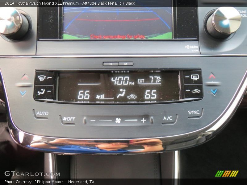 Controls of 2014 Avalon Hybrid XLE Premium